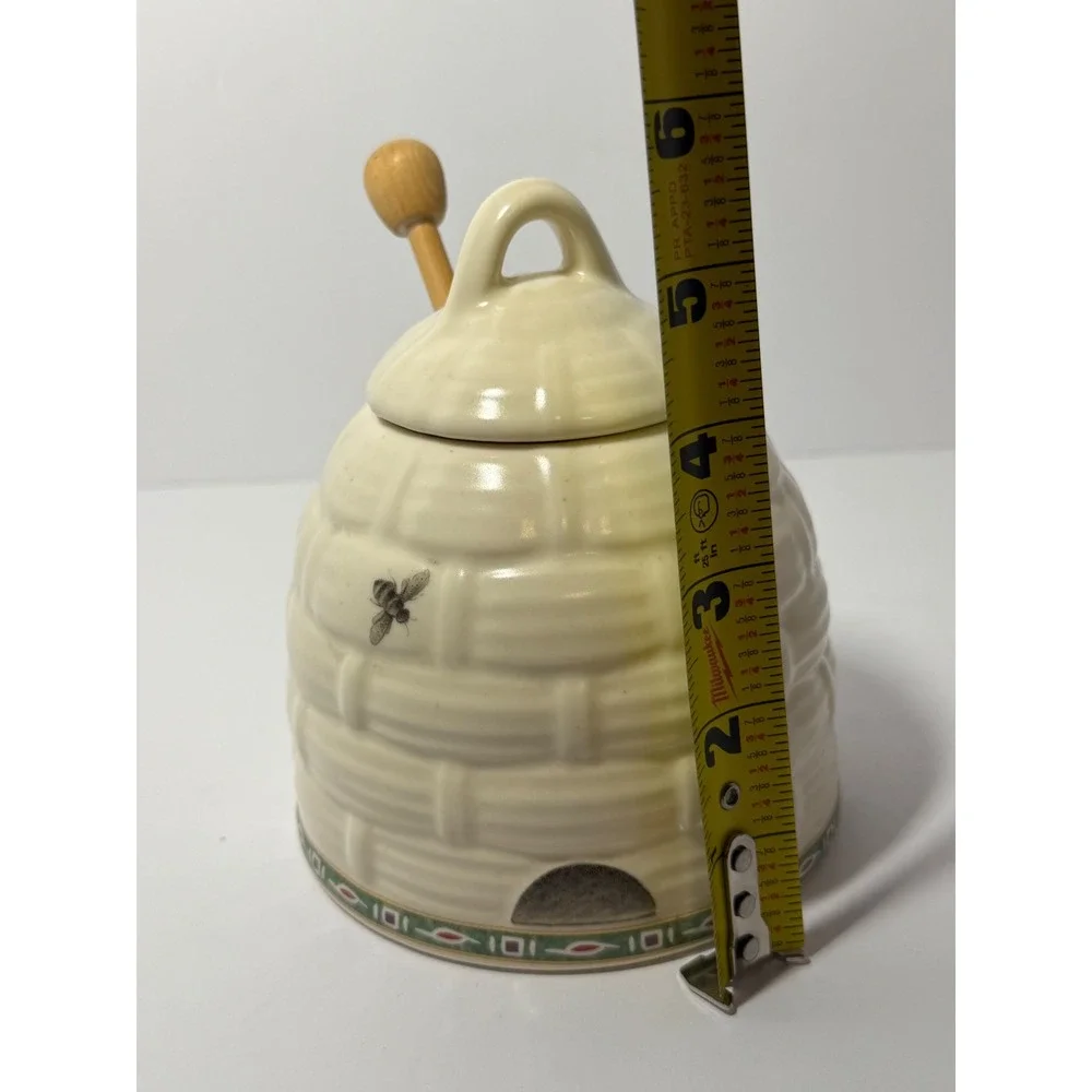 Pfaltzgraff Naturewood Beehive Honey Pot with Lid and Wooden Dipper 339-480-00